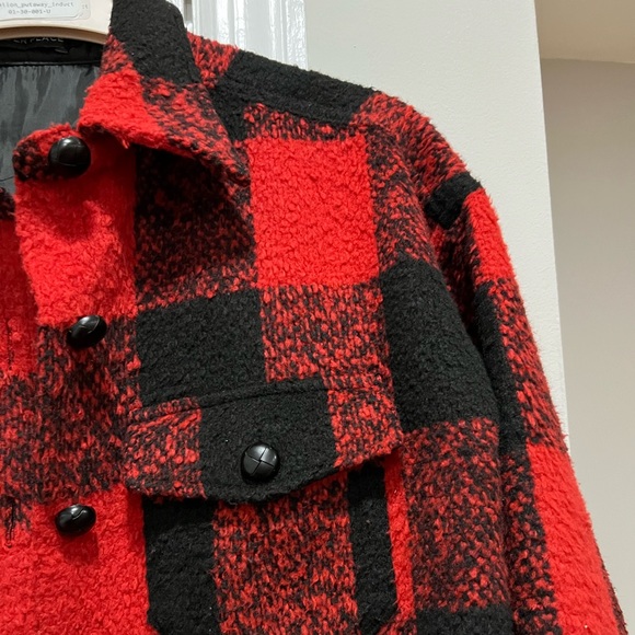 🚨Timeless Trend🚨 Buffalo Check and Plaids: Tuckernuck Shacket - Picture 4 of 5
